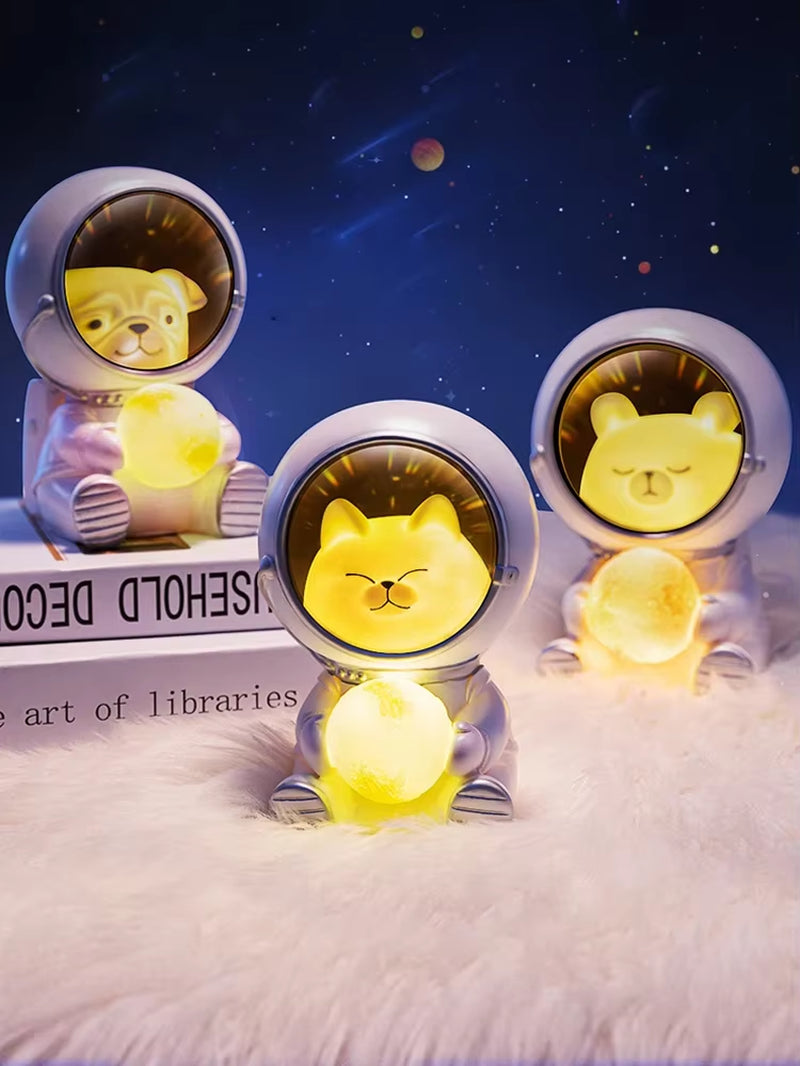 Astronaut Night Light Charge LED Galaxy Guardian Pet Astronaut USB Night Light Bedroom Decoration Star Kids Birthday Gift